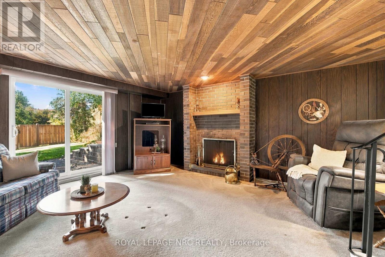 28 The Cedars Street, St. Catharines (Vine/Linwell), ON