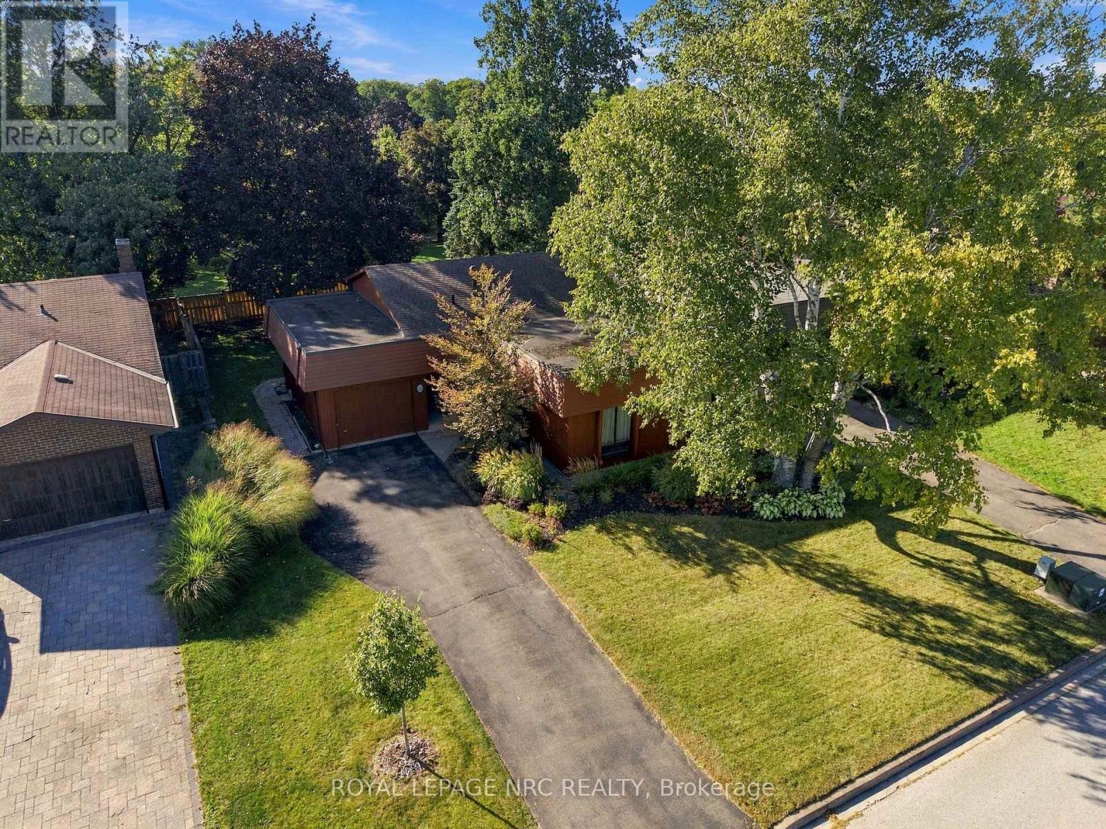28 The Cedars Street, St. Catharines (Vine/Linwell), ON