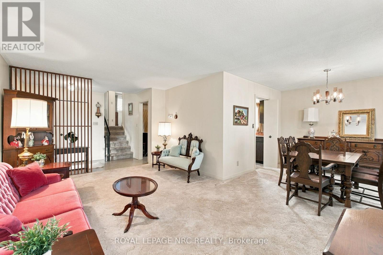 28 The Cedars Street, St. Catharines (Vine/Linwell), ON