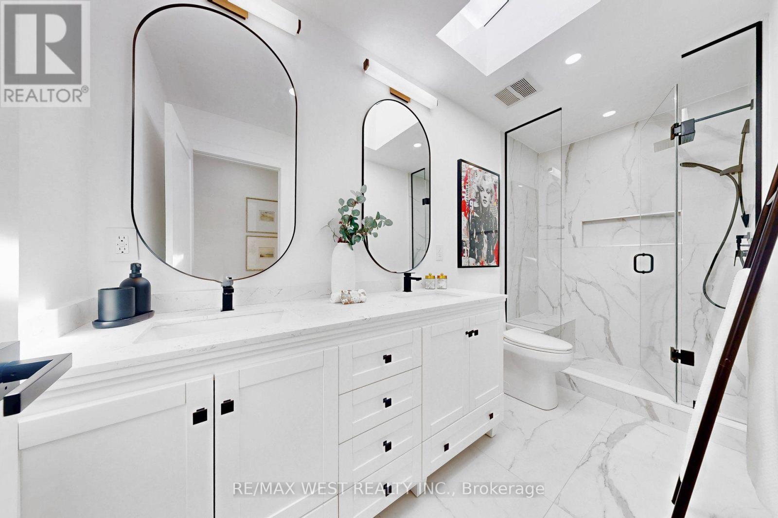 972 Castlefield Avenue, Toronto, ON
