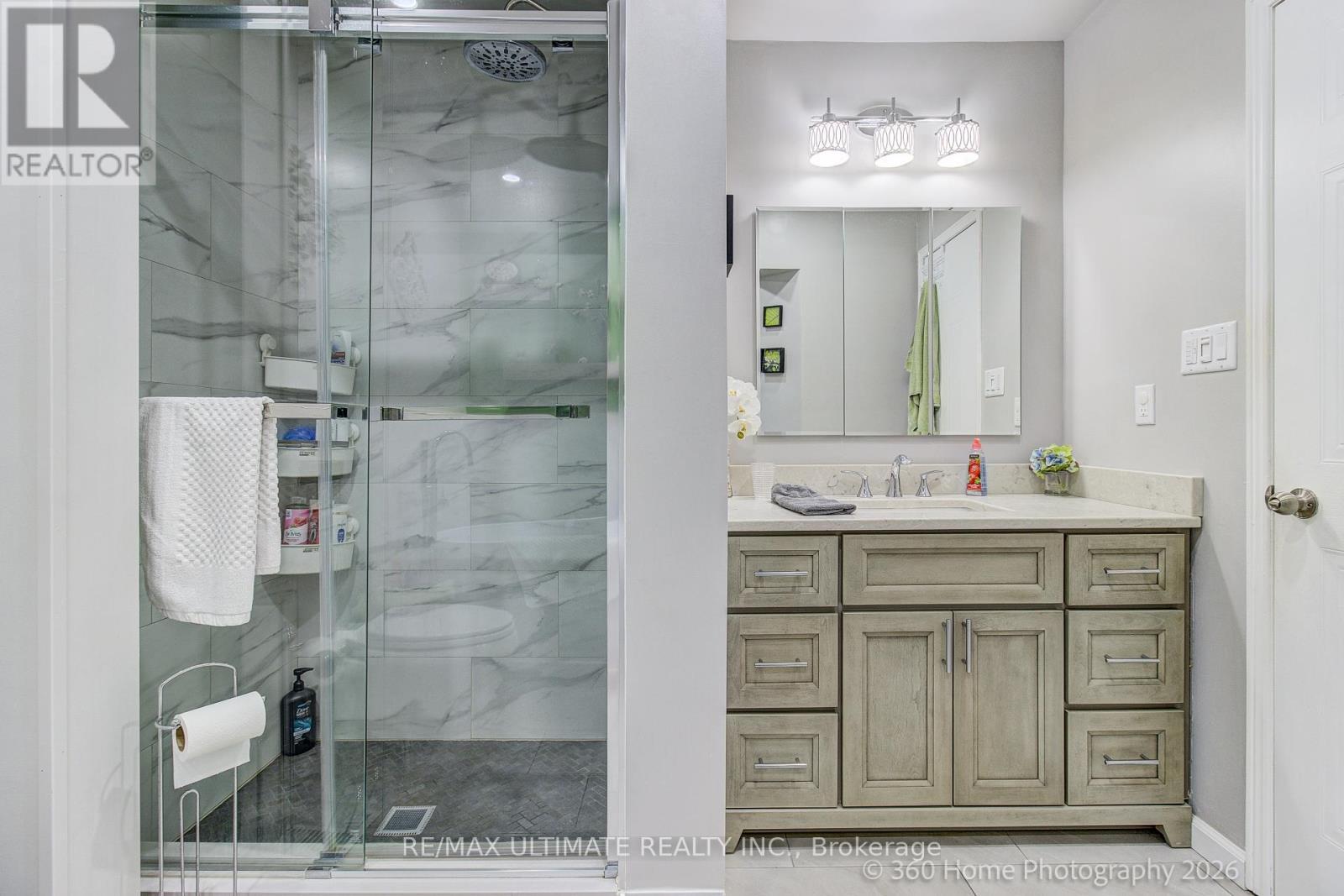 23 Windham Crescent, Clarington, ON