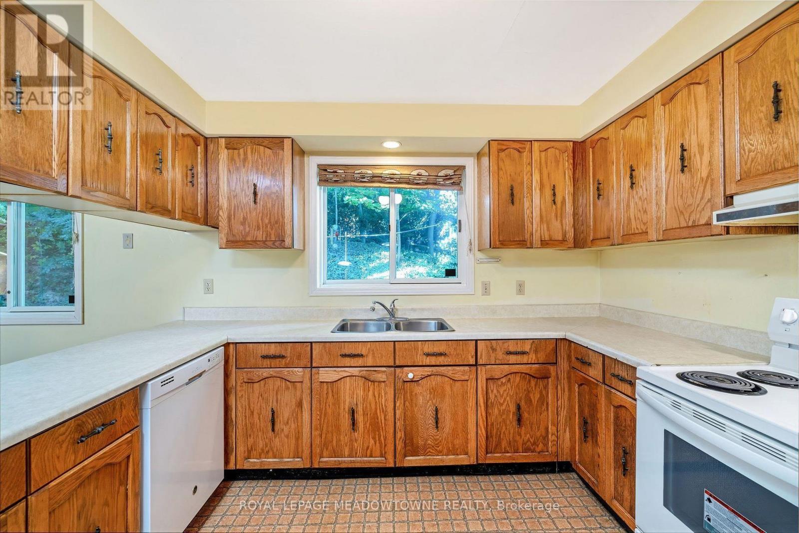 12 Mullen Place, Halton Hills, ON