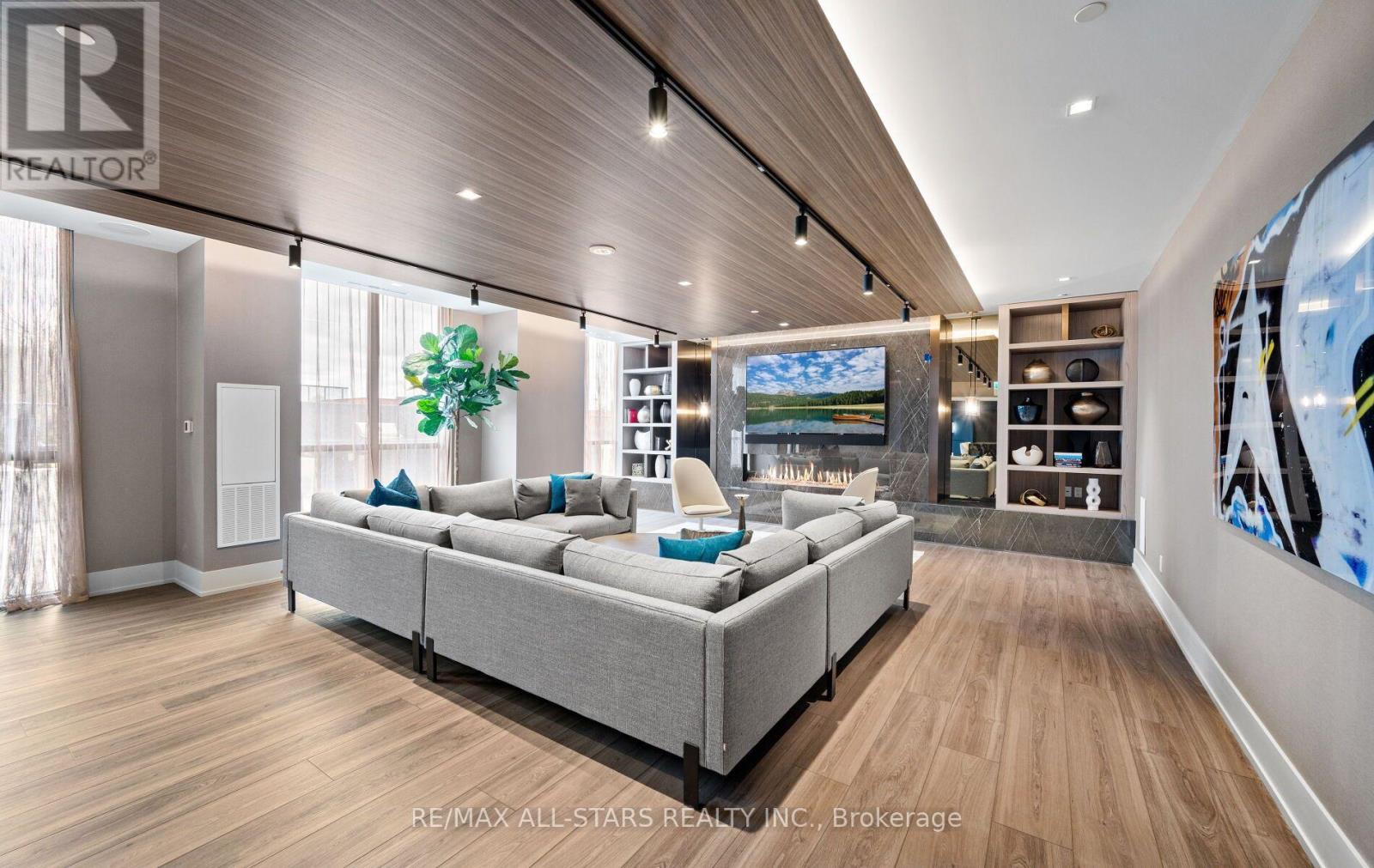 315 - 286 Main Street, Toronto, ON