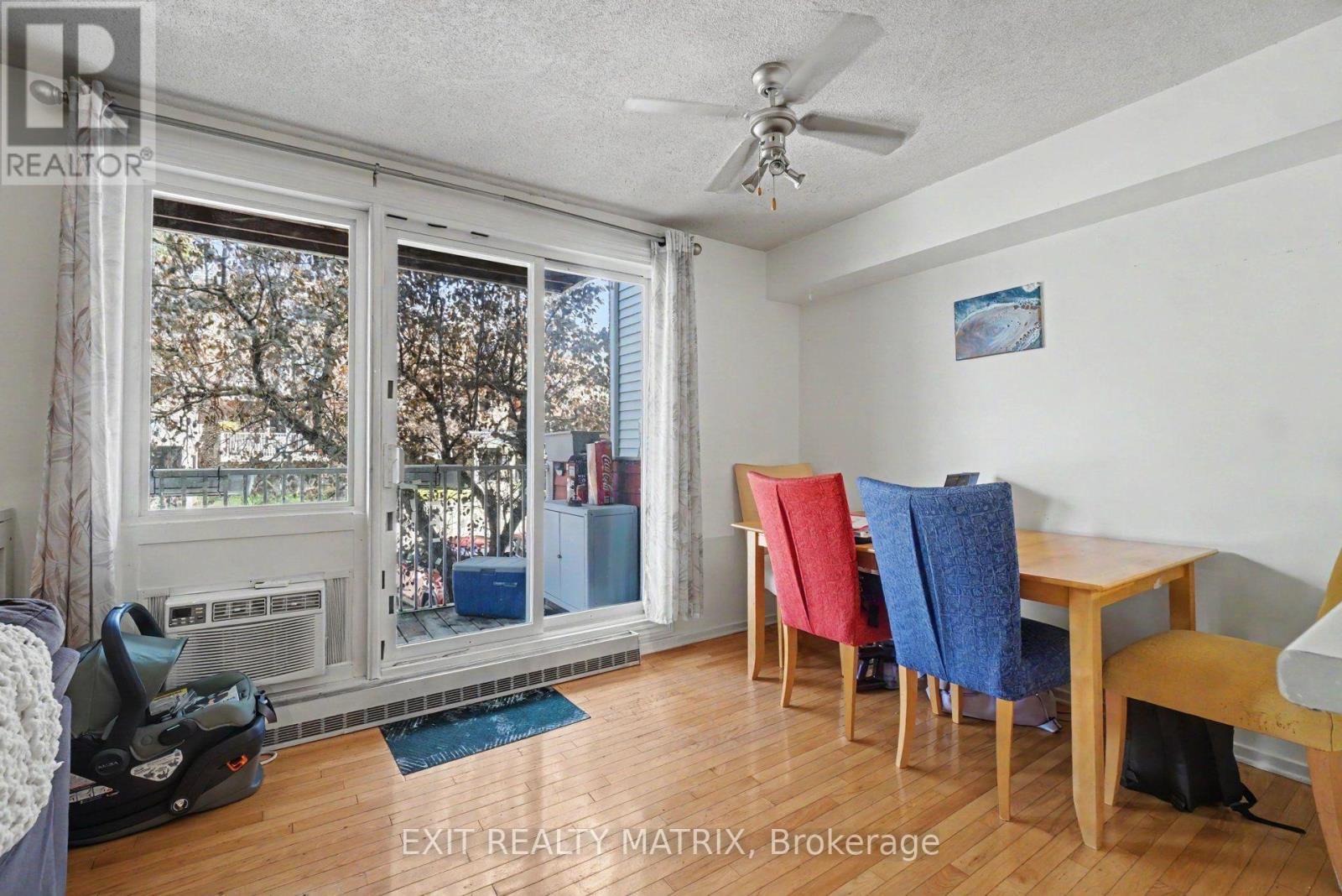 302 - 1589 St. Bernard Street, Ottawa, ON