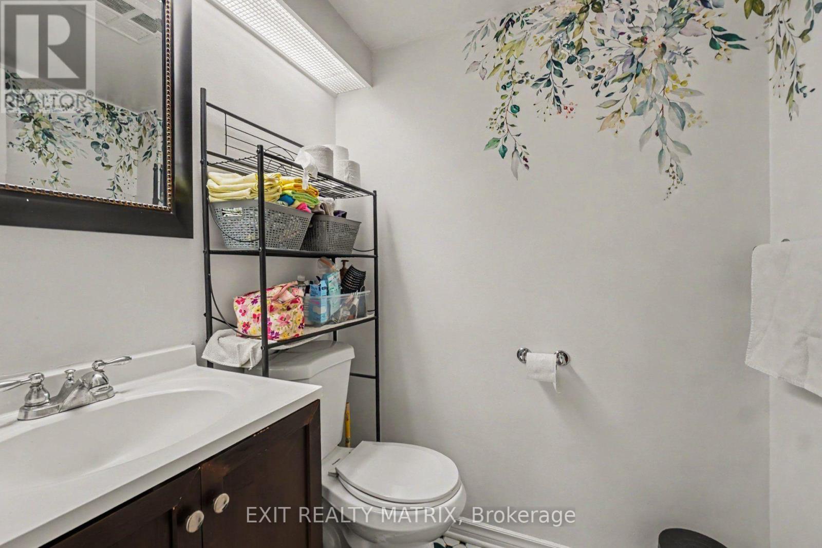 302 - 1589 St. Bernard Street, Ottawa, ON