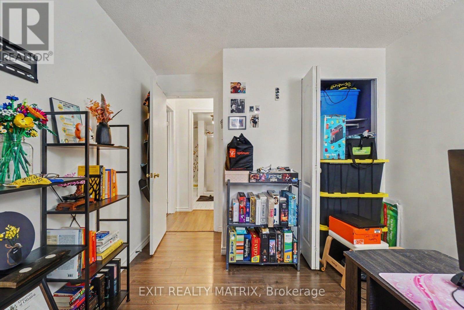 302 - 1589 St. Bernard Street, Ottawa, ON