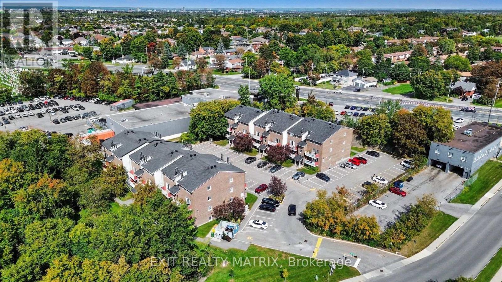 302 - 1589 St. Bernard Street, Ottawa, ON