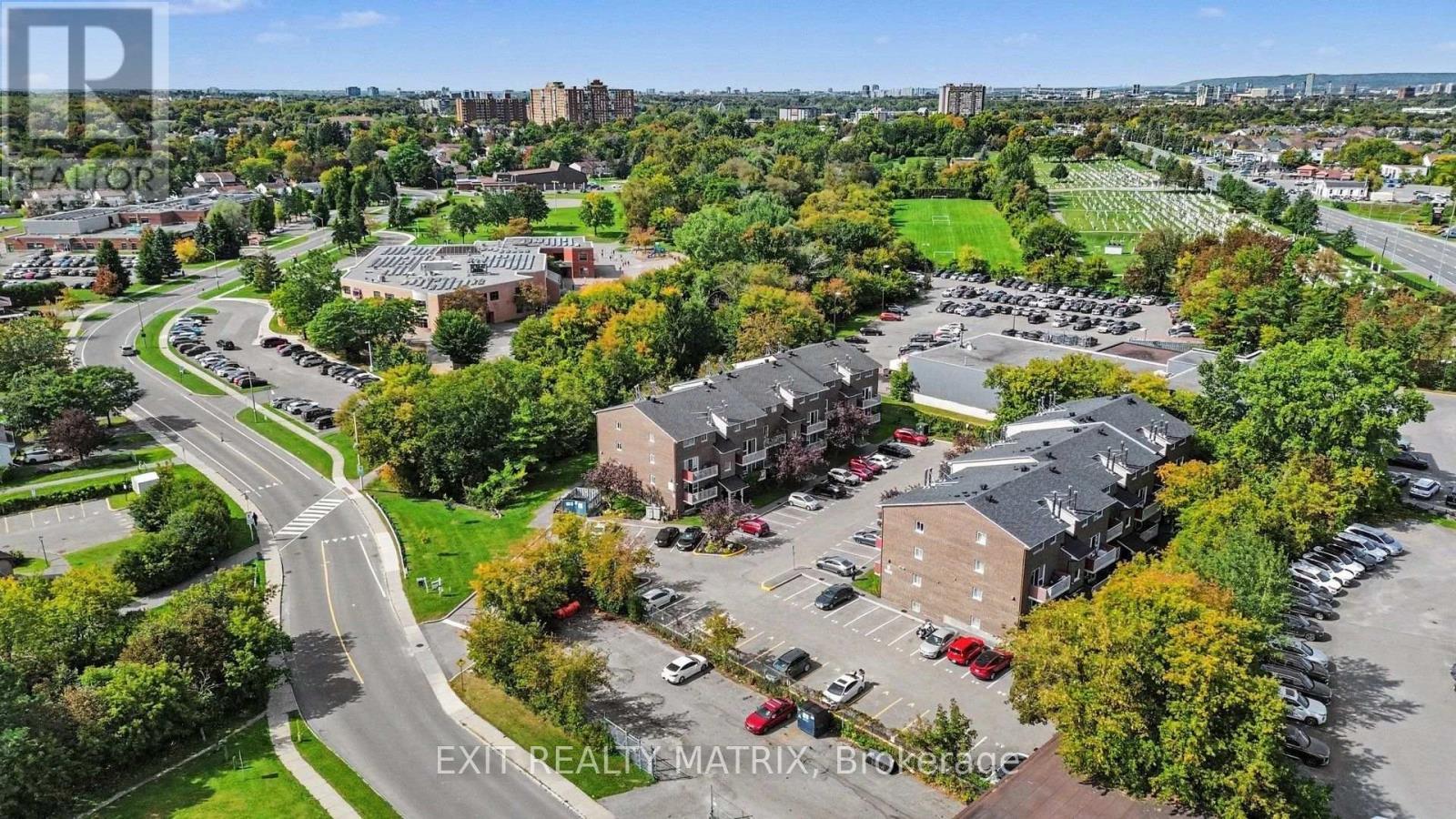 302 - 1589 St. Bernard Street, Ottawa, ON