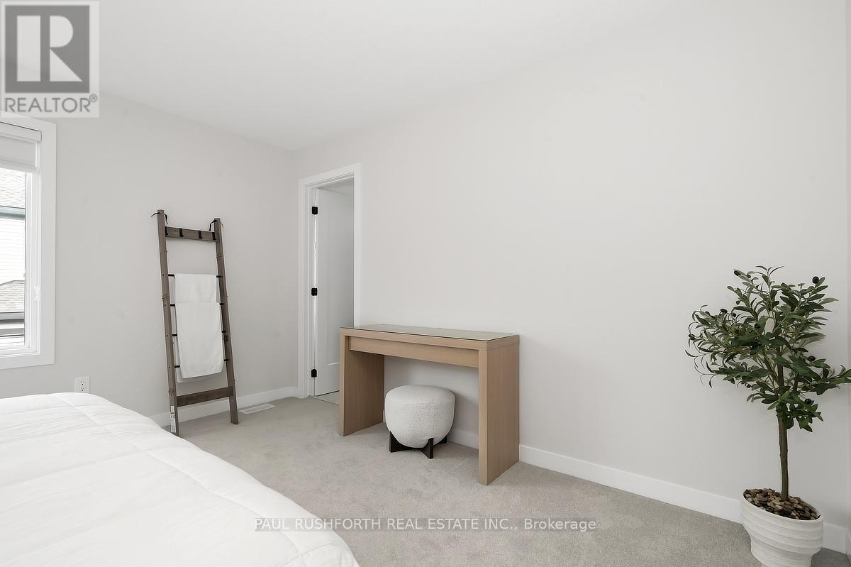 Primary Bedroom - 11 Pumice Place, Ottawa, ON