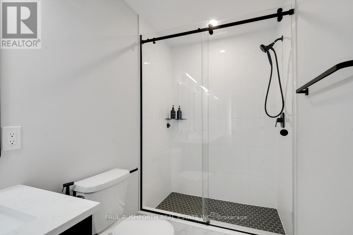 4 Piece Ensuite - 11 Pumice Place, Ottawa, ON