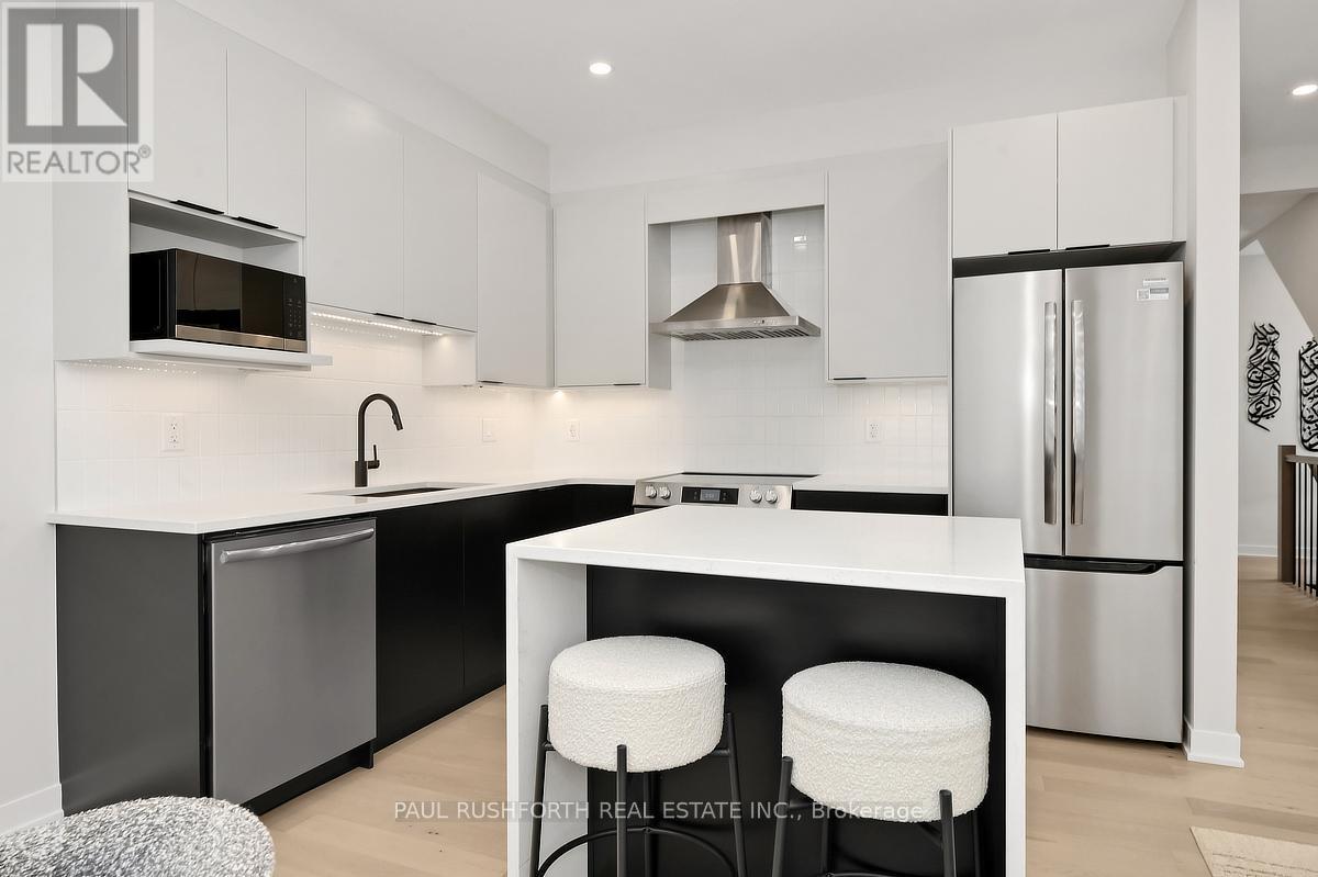 Kitchen - 11 Pumice Place, Ottawa, ON