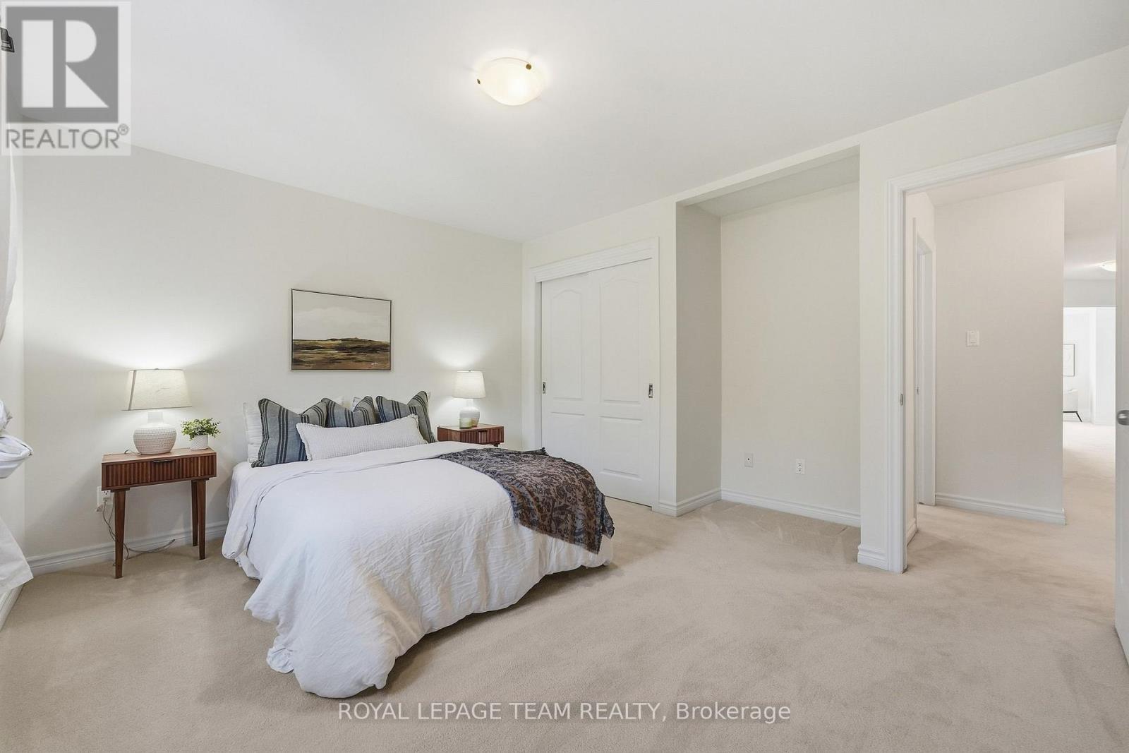 708 Eagle Crest Heights, Ottawa, ON