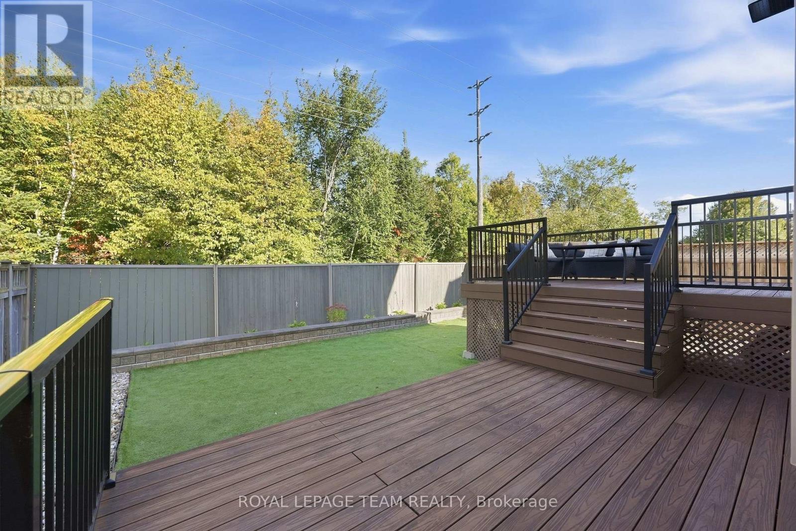 708 Eagle Crest Heights, Ottawa, ON