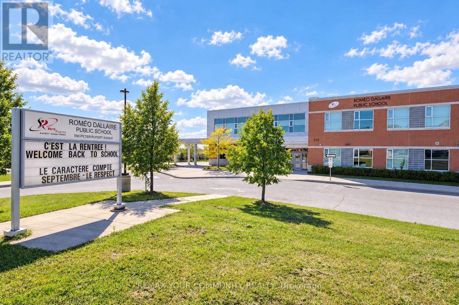 34 Petticoat Road, Vaughan, ON