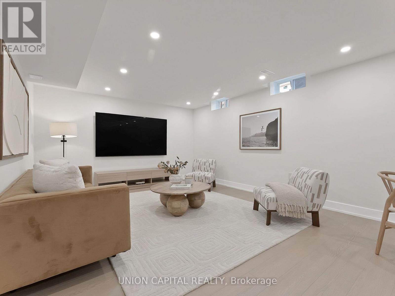 112 Southbrook Crescent, Markham, ON