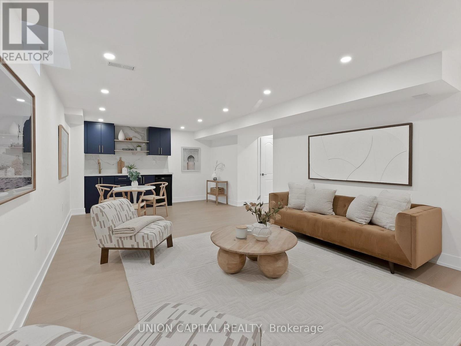 112 Southbrook Crescent, Markham, ON