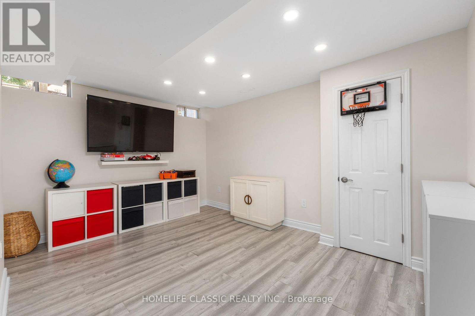 18 Rusty Trail, Vaughan, ON