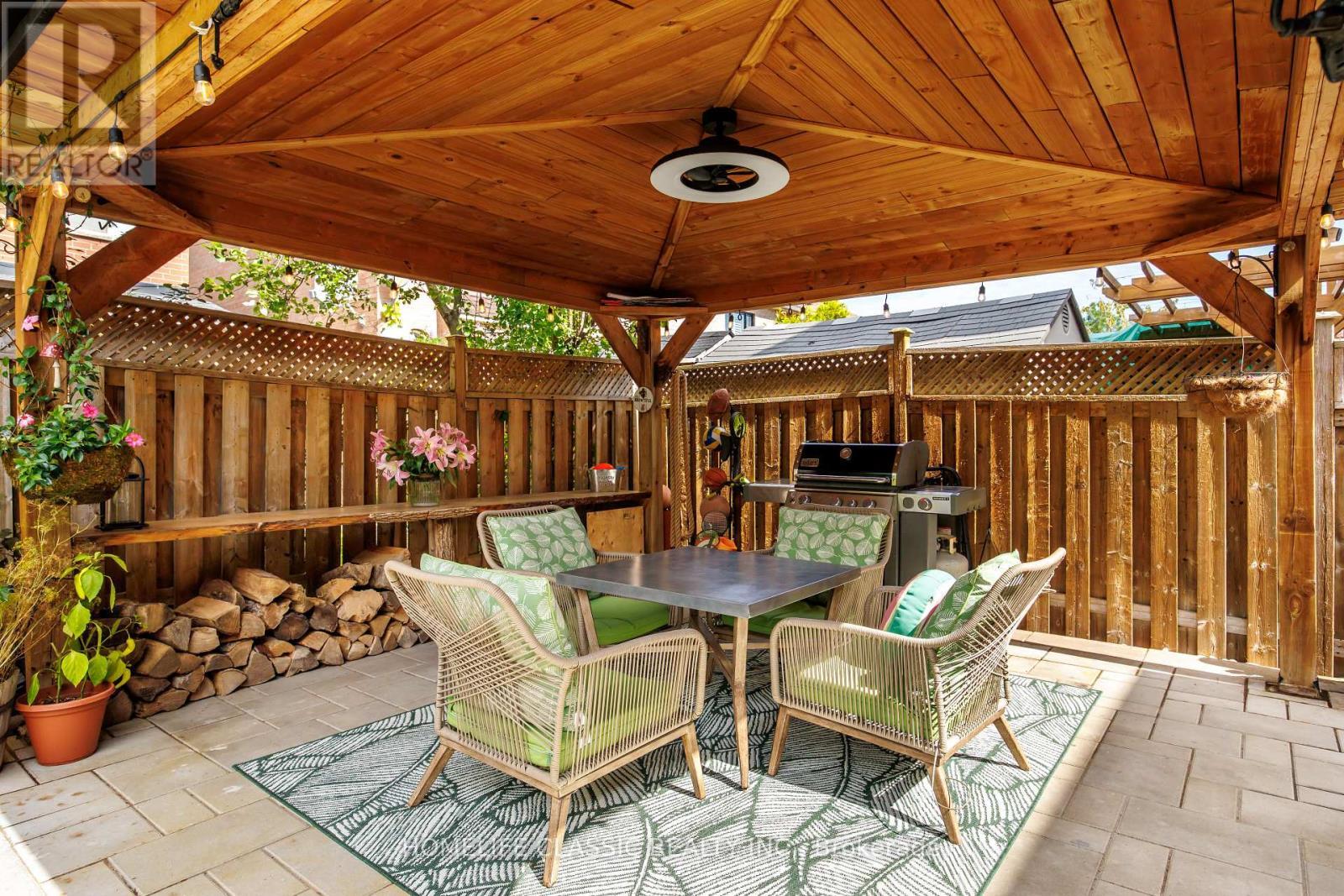 18 Rusty Trail, Vaughan, ON