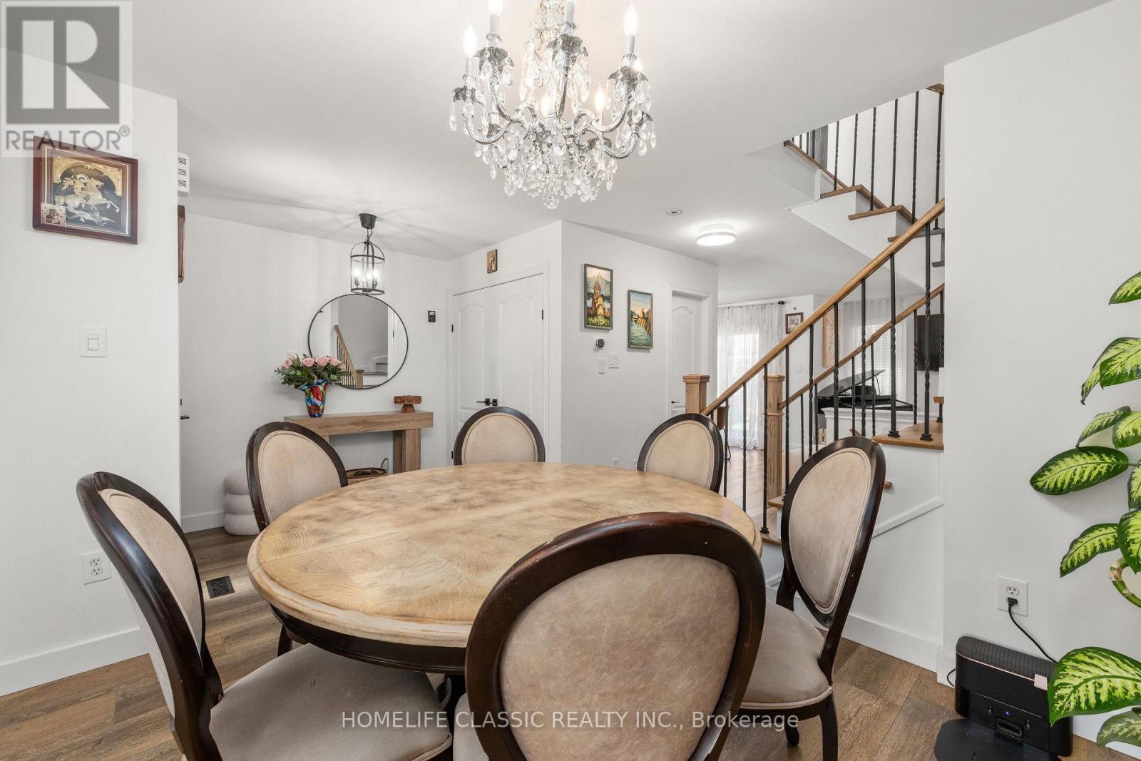 18 Rusty Trail, Vaughan, ON