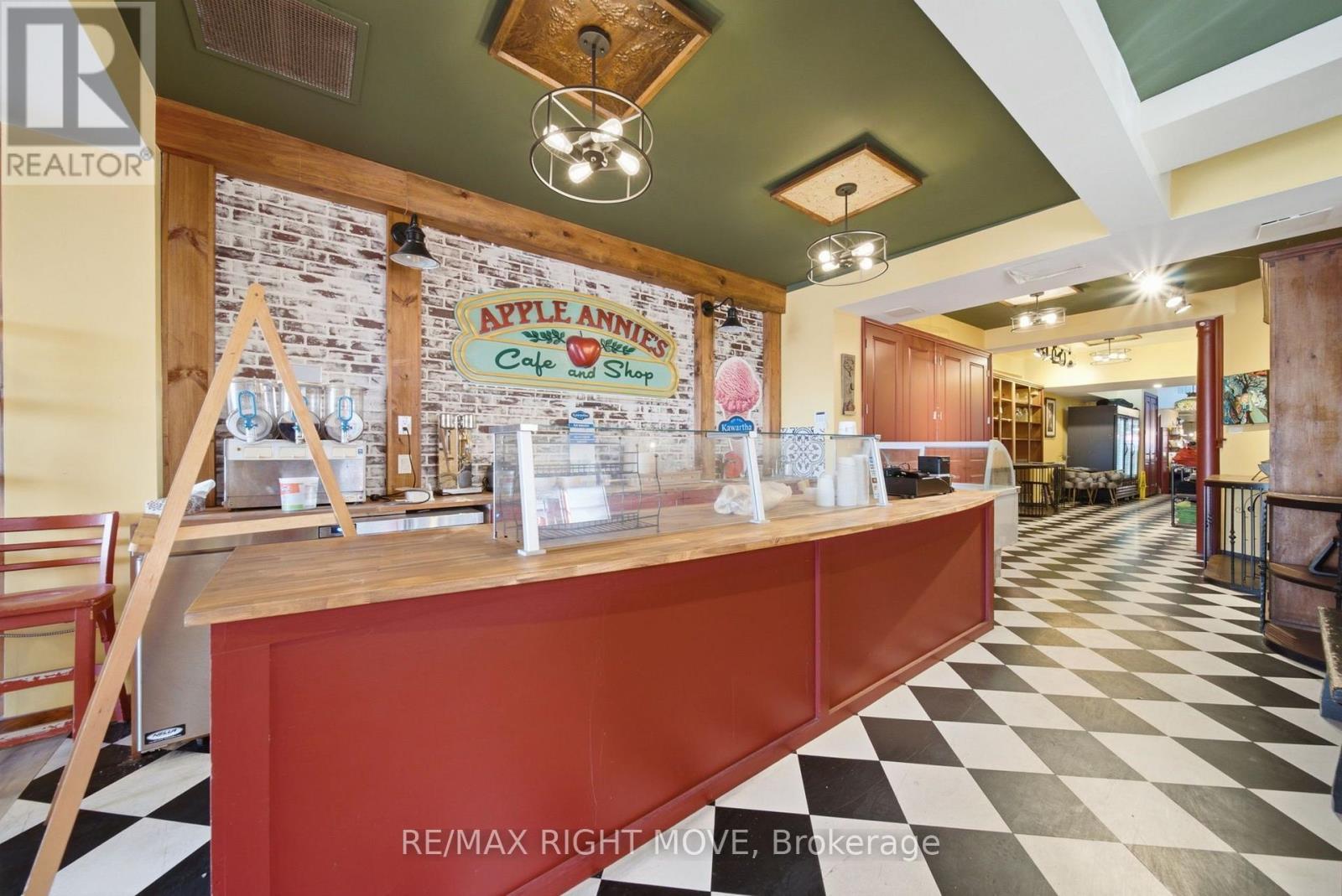 101 Mississaga Street E, Orillia, ON