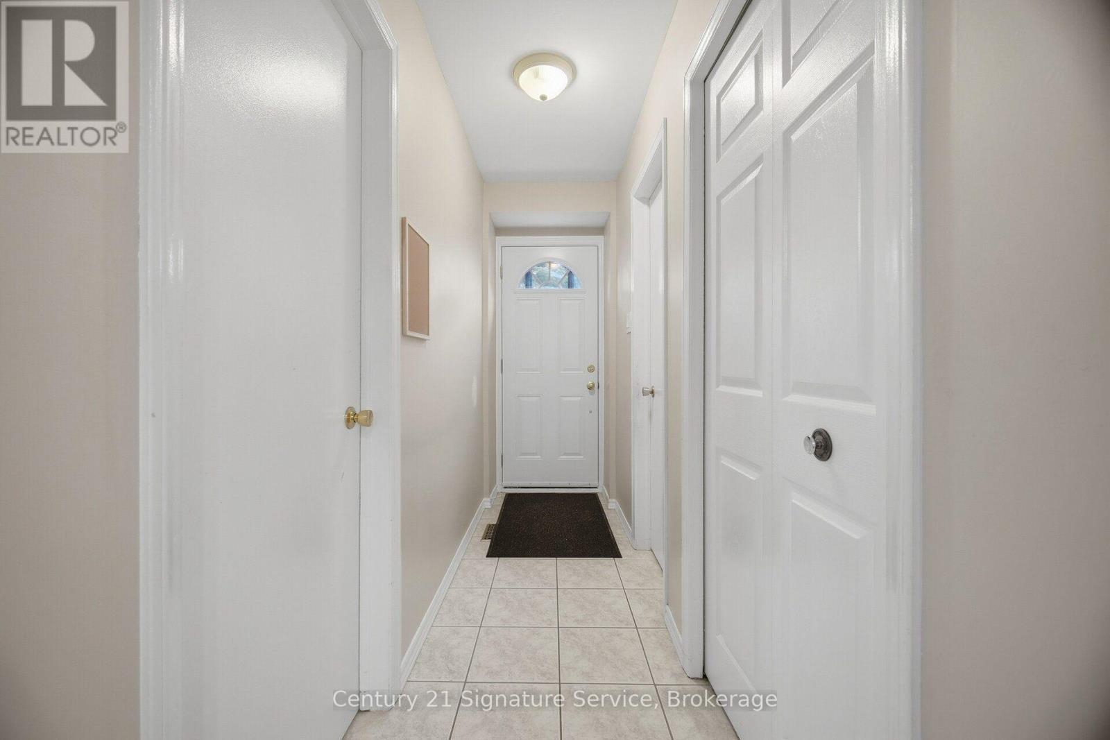 1166 Grand Boulevard, Oakville, ON
