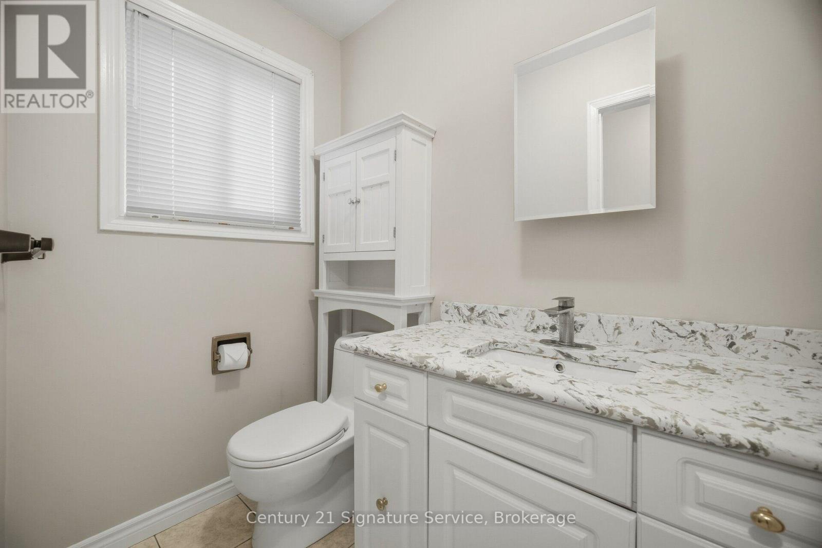 1166 Grand Boulevard, Oakville, ON