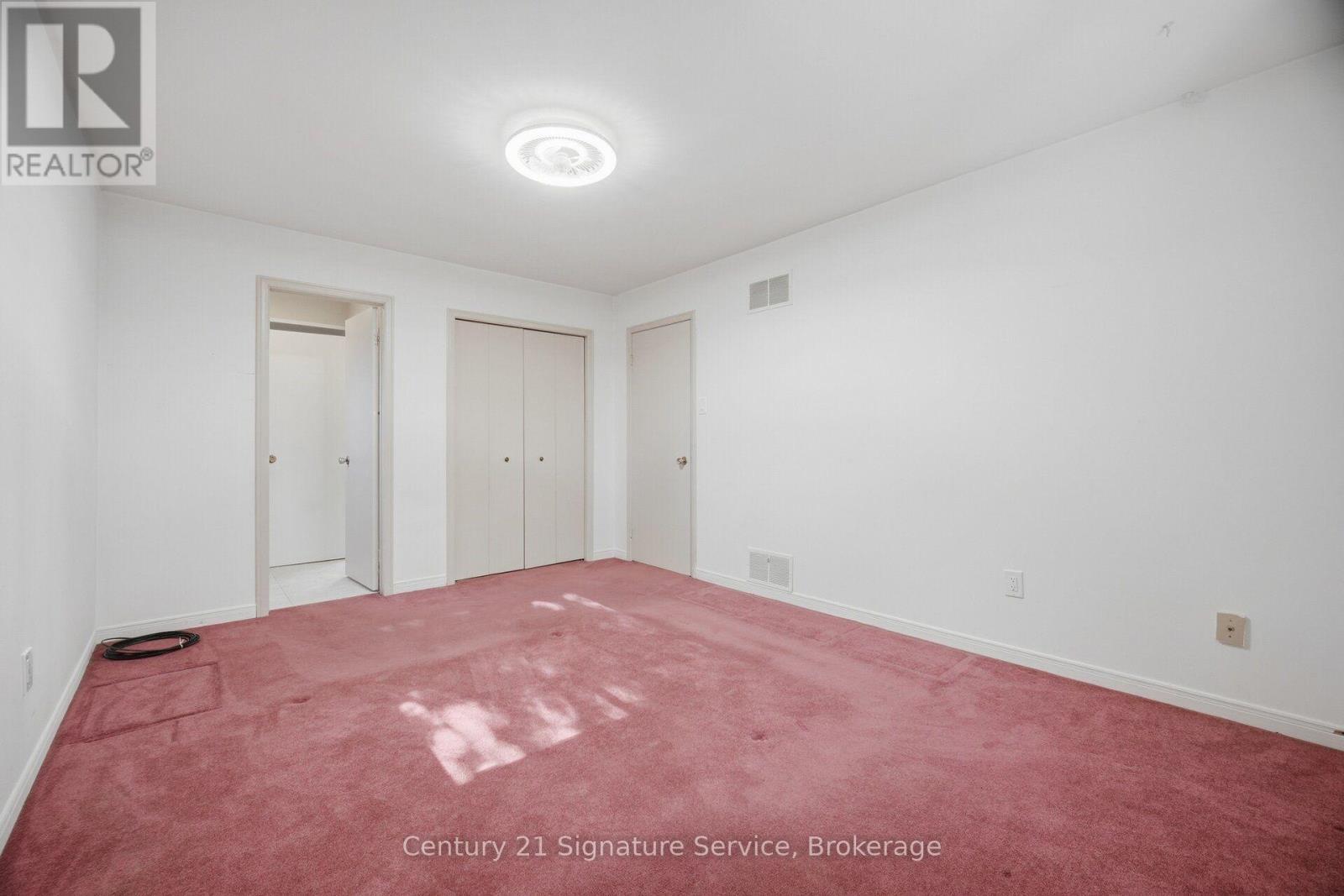 1166 Grand Boulevard, Oakville, ON