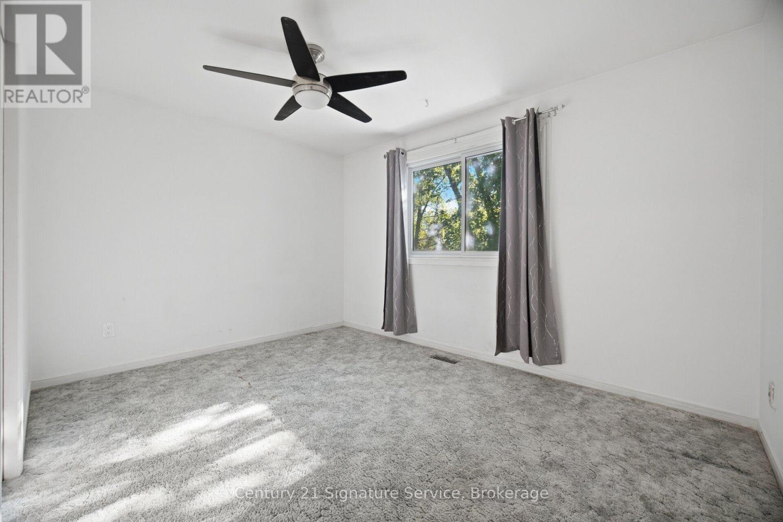 1166 Grand Boulevard, Oakville, ON