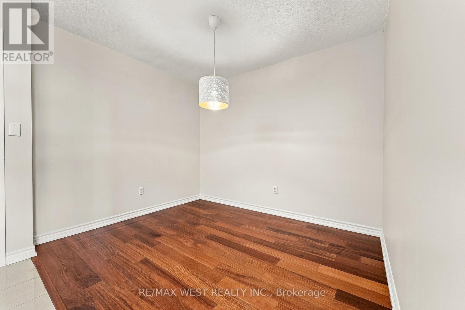 1009 - 1320 Islington Avenue, Toronto, ON