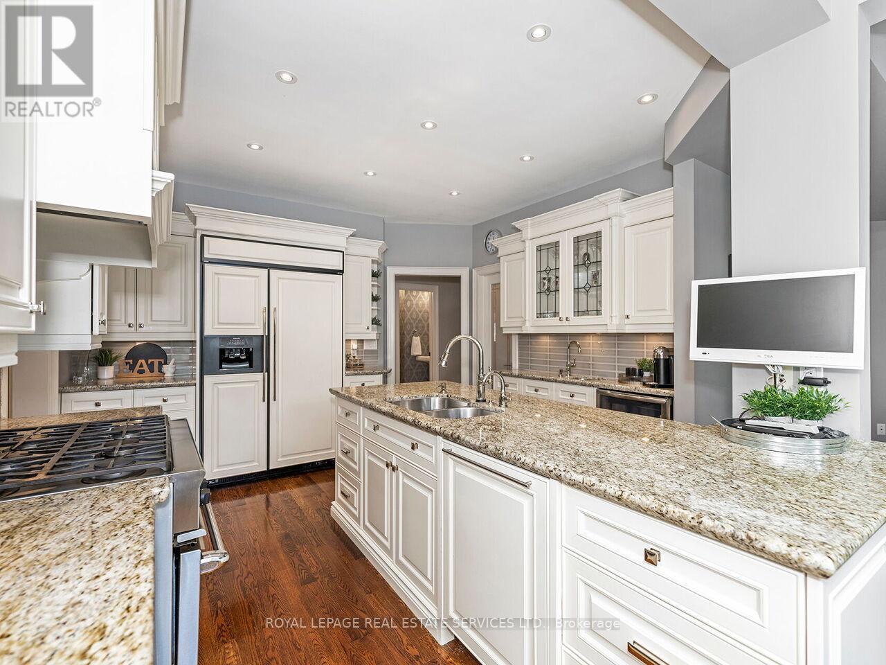 72 Prennan Avenue, Toronto, ON