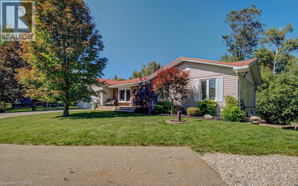 108 Lake Road, Puslinch, ON