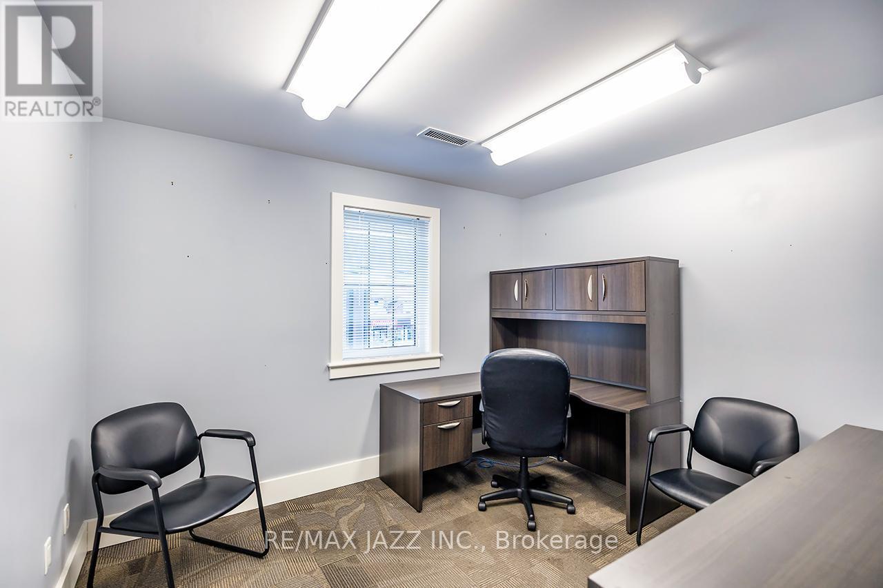 193 King Street E, Oshawa (Central), ON
