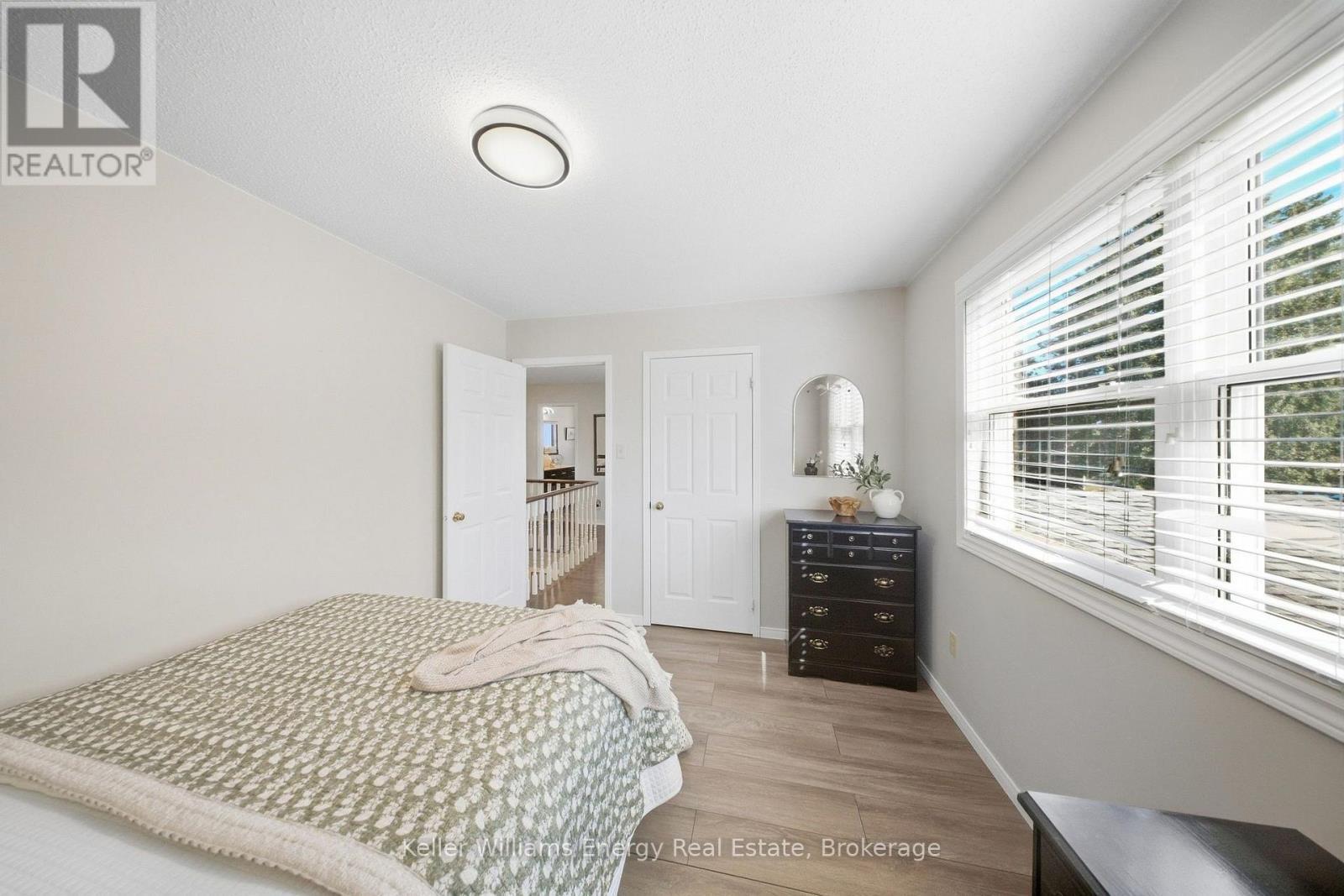 1083 Ridge Valley Drive, Oshawa (Pinecrest), ON