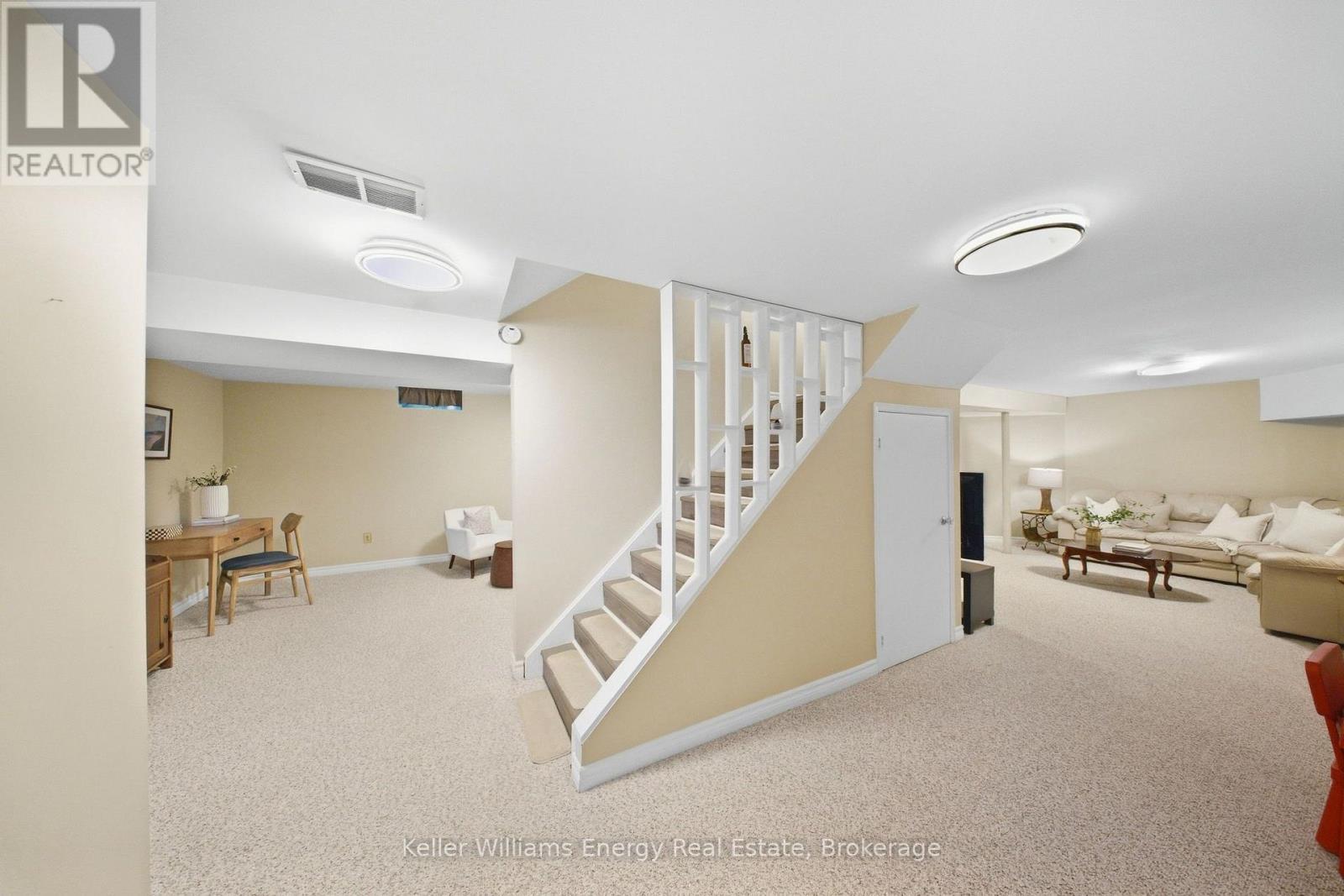 1083 Ridge Valley Drive, Oshawa (Pinecrest), ON