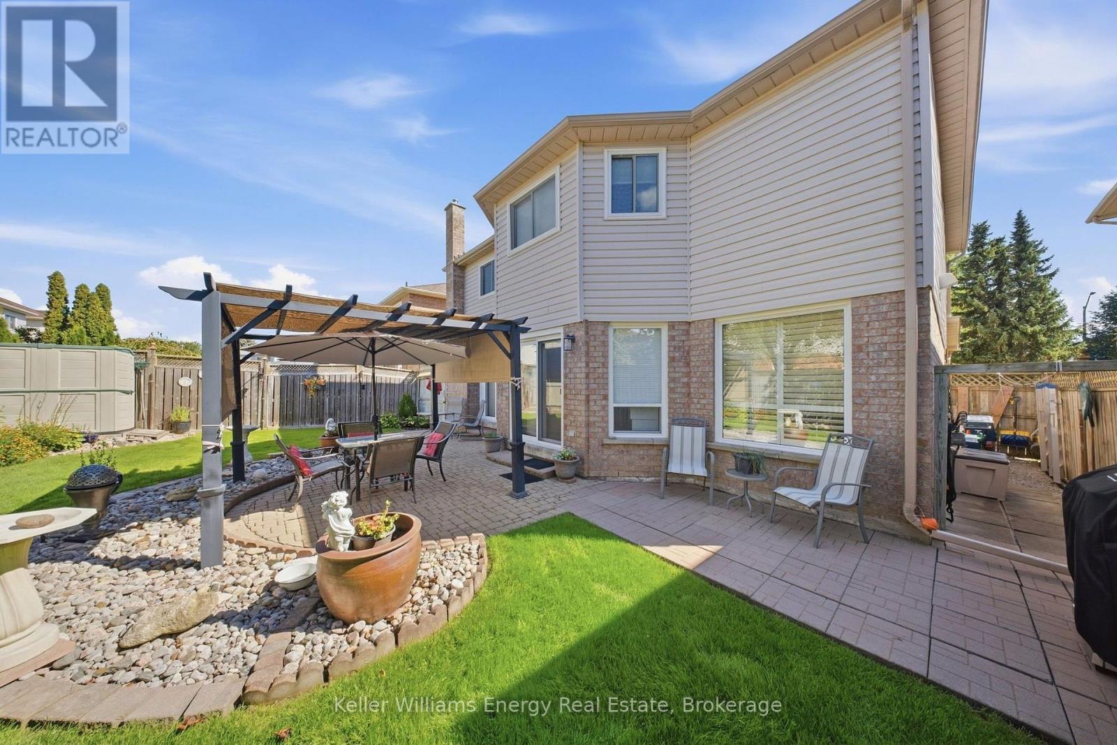 1083 Ridge Valley Drive, Oshawa (Pinecrest), ON