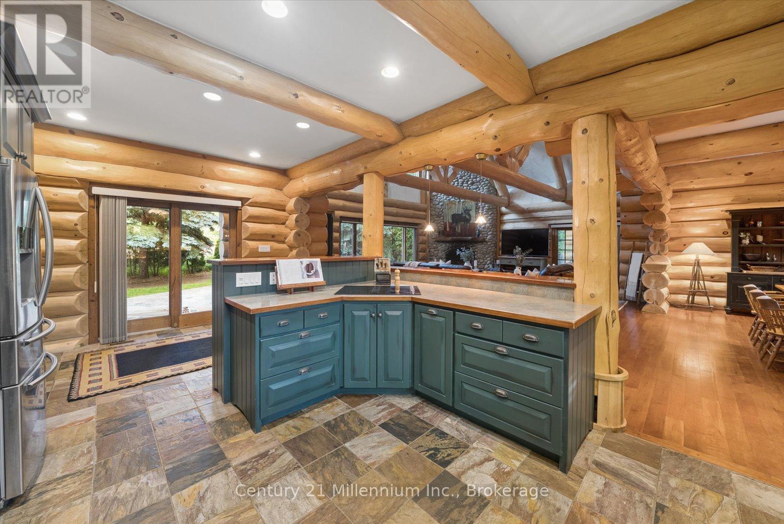 142 Craigleith Road, Blue Mountains, ON