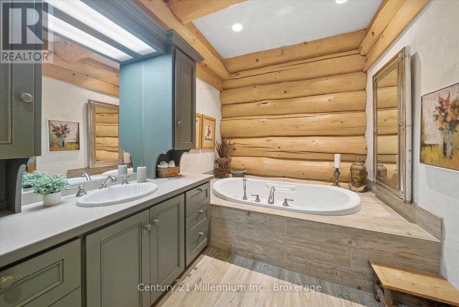 142 Craigleith Road, Blue Mountains, ON