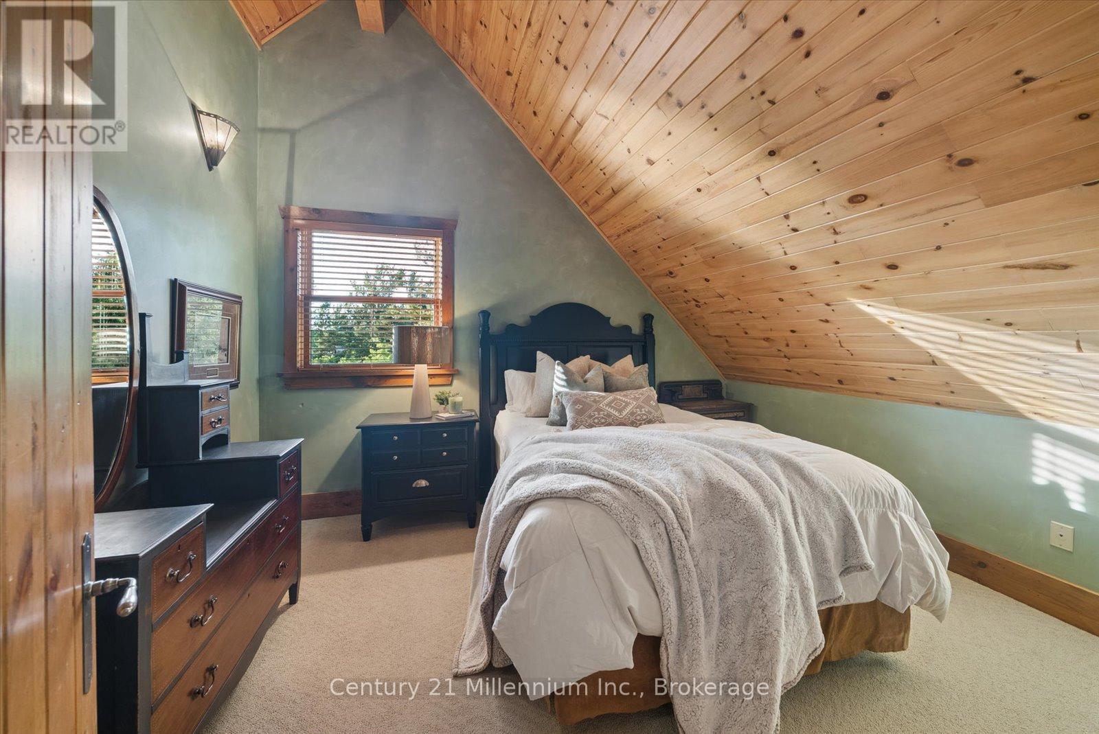 142 Craigleith Road, Blue Mountains, ON