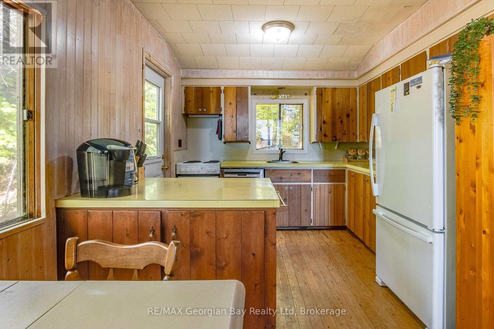 100 Nottawaga Drive, Tiny, ON