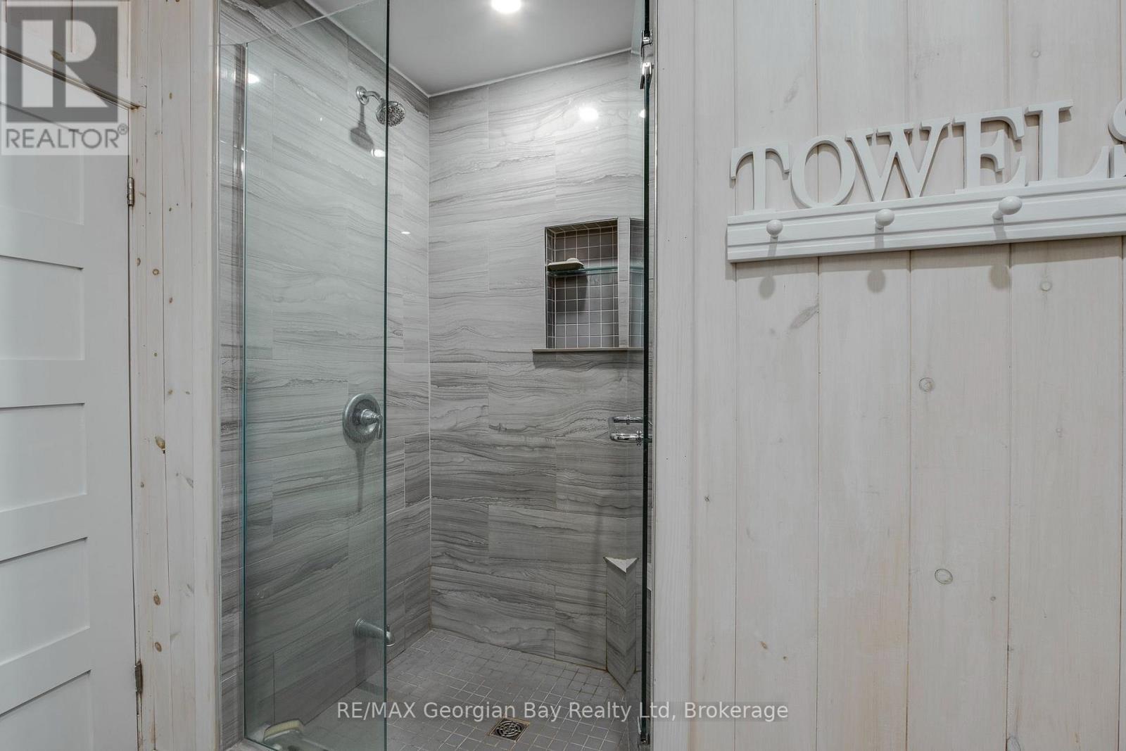 100 Nottawaga Drive, Tiny, ON