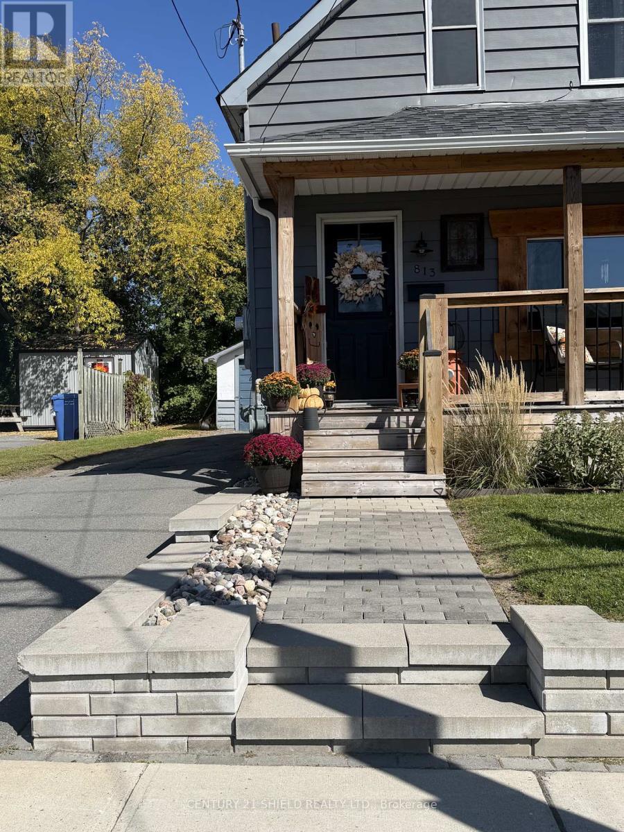 813 York Street, Cornwall, ON