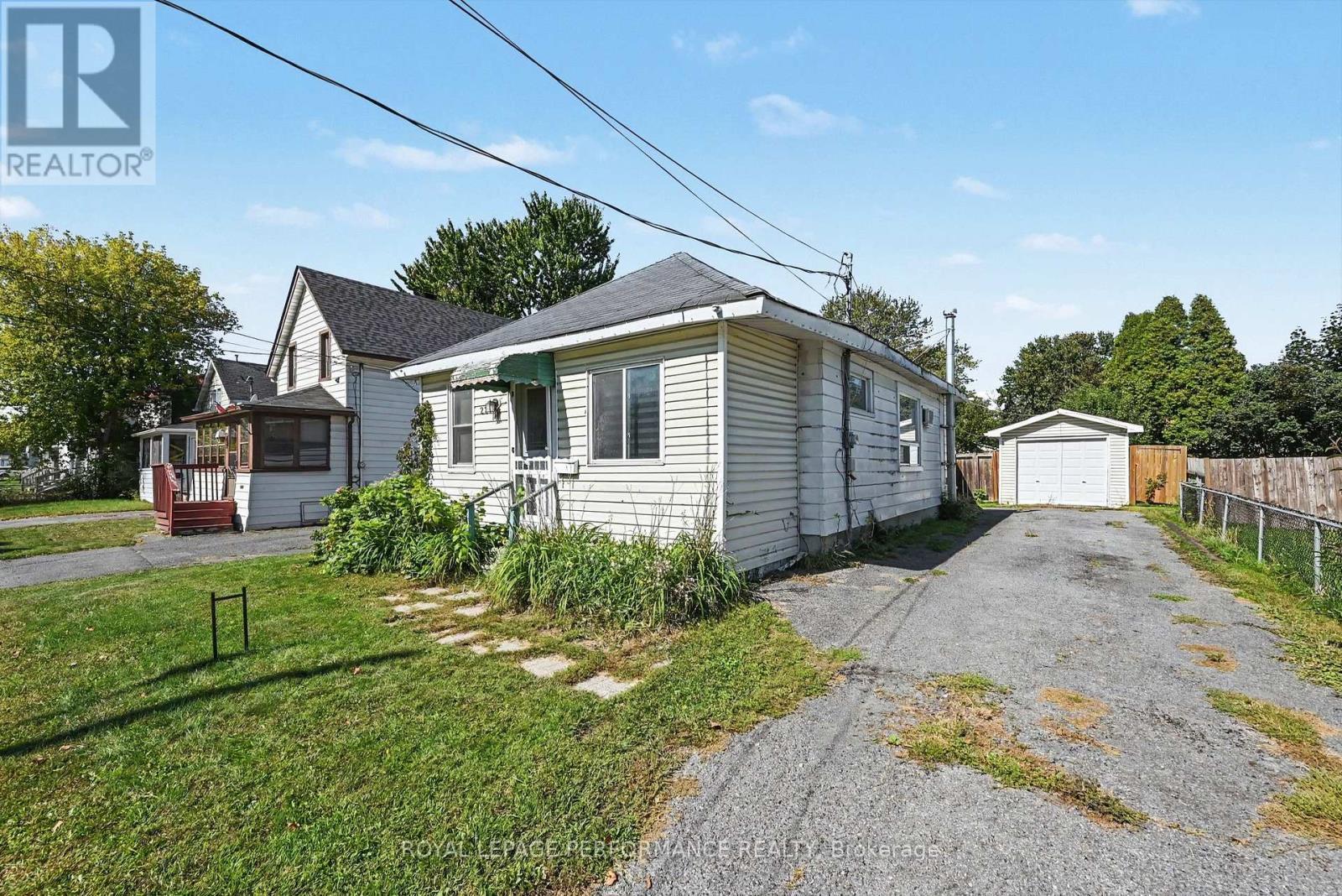 223 Sixth Street W, Cornwall, ON