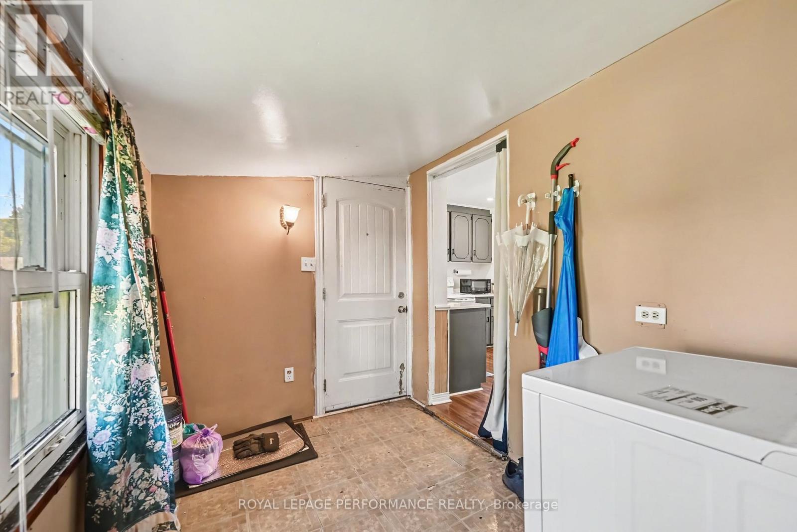 223 Sixth Street W, Cornwall, ON