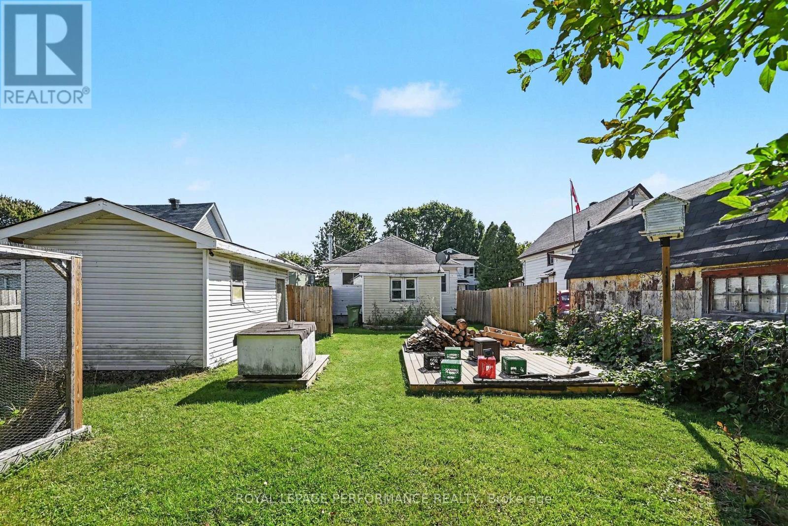 223 Sixth Street W, Cornwall, ON