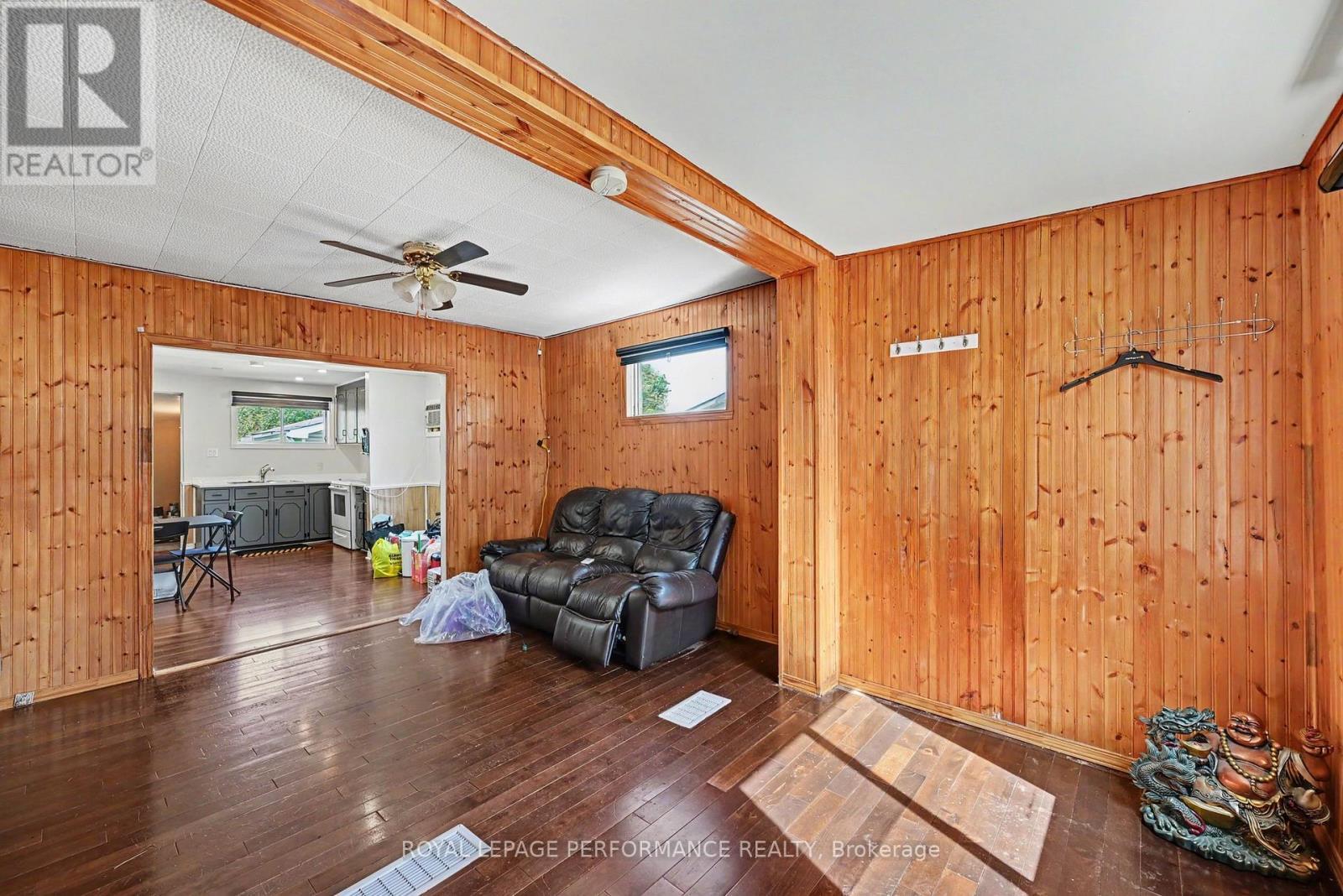 223 Sixth Street W, Cornwall, ON