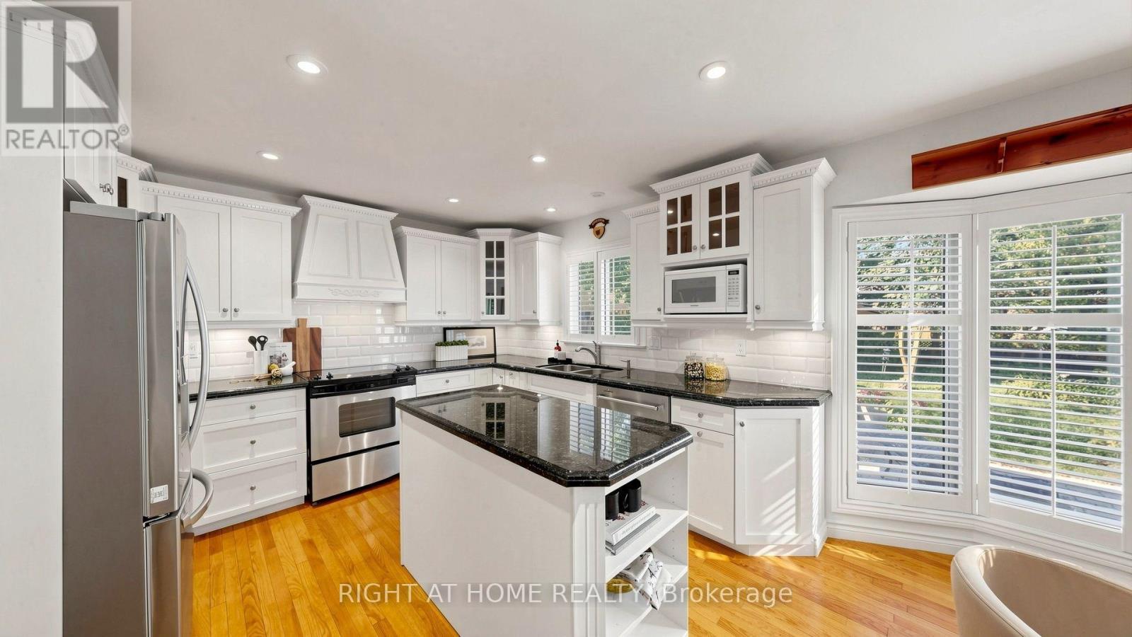 103 Peevers Crescent, Newmarket, ON