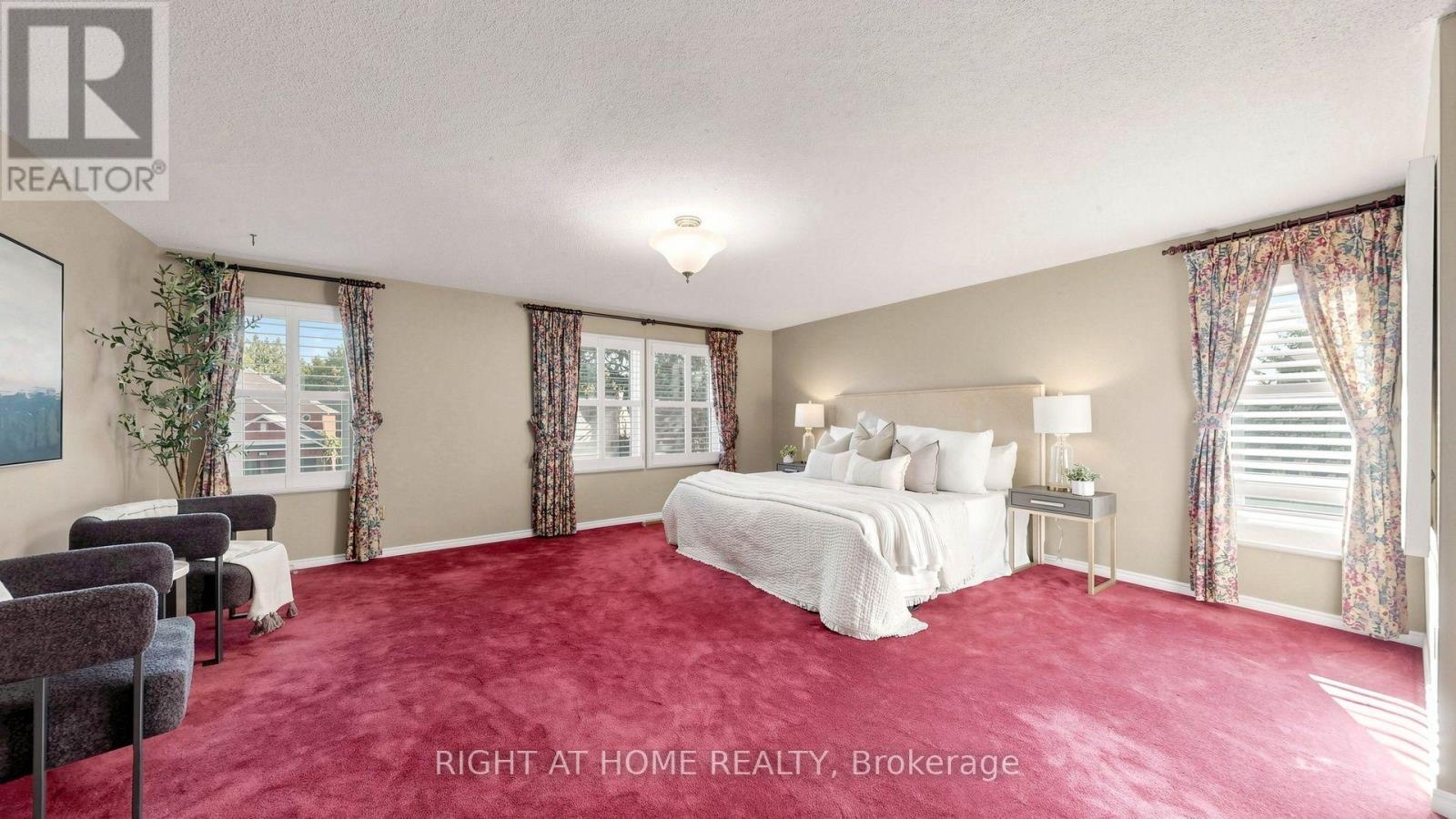 103 Peevers Crescent, Newmarket, ON
