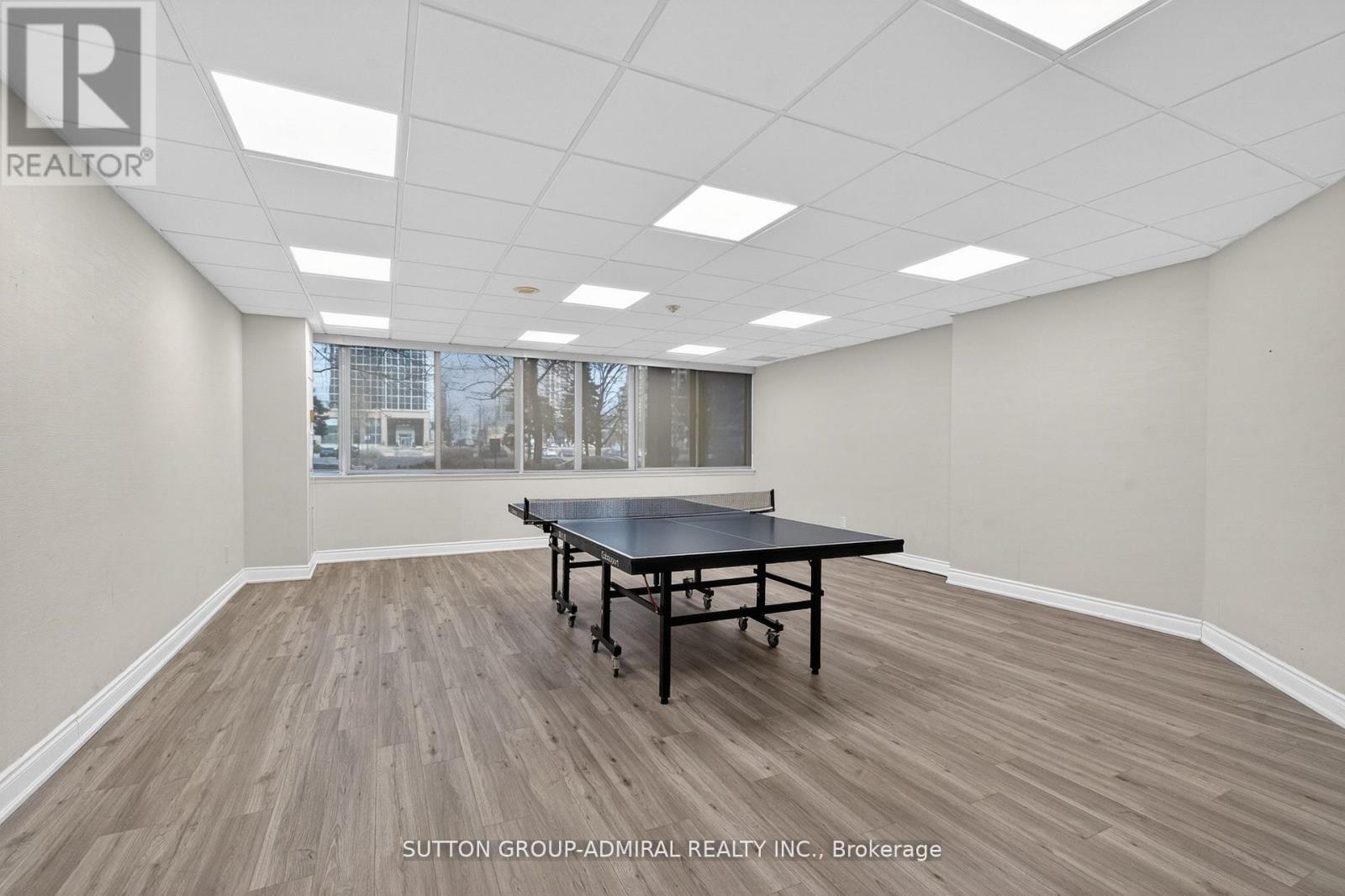 308 - 350 Webb Drive, Mississauga, ON
