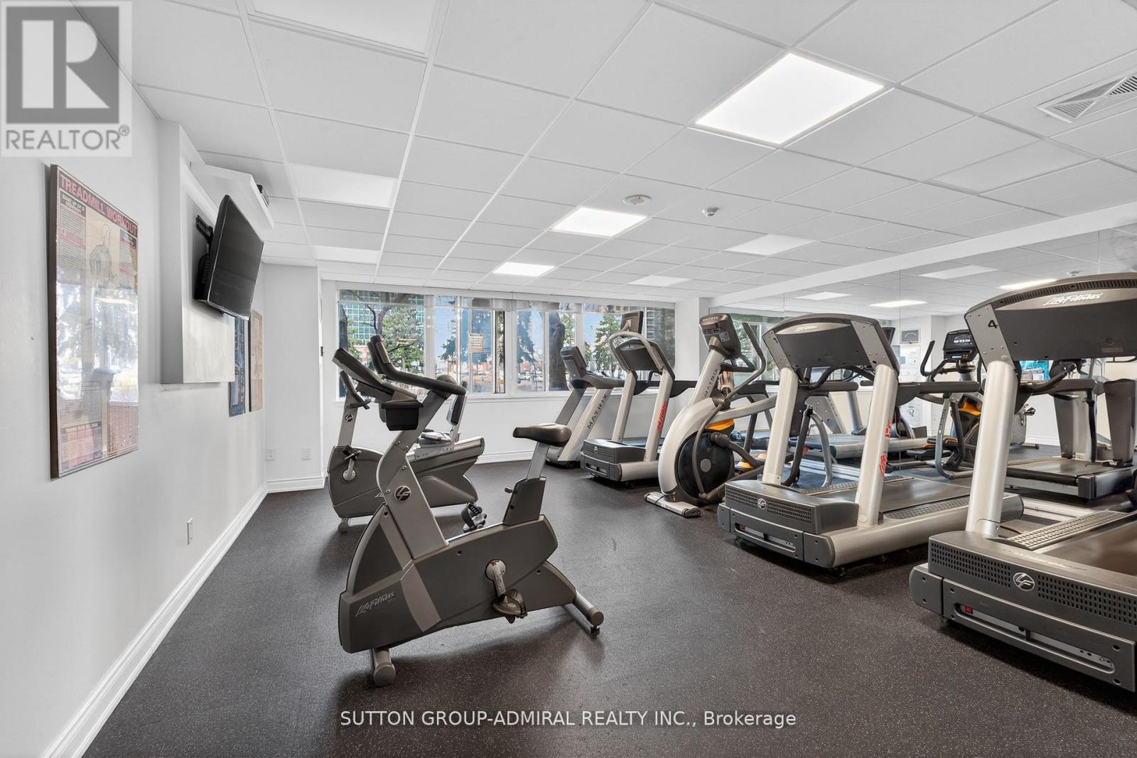 308 - 350 Webb Drive, Mississauga, ON