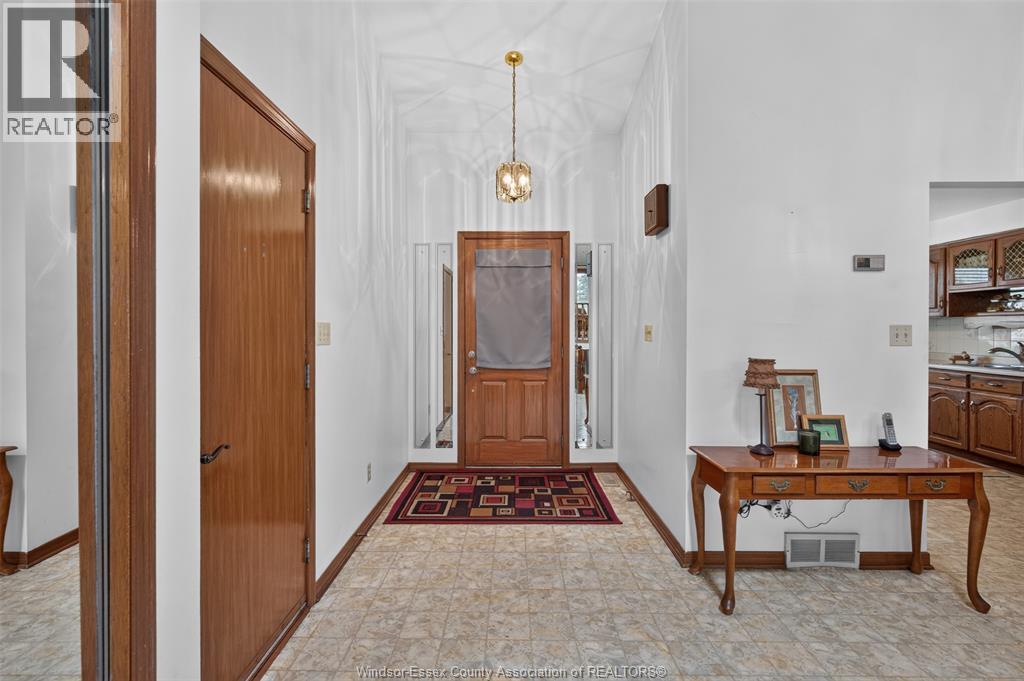 1946 Lepain Crescent, Lasalle, ON